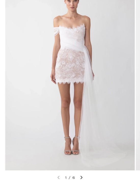 sau lee Dresses & Skirts - Sau Lee Strapless White Lace Mini Dress with Tulle Sash - Bridal
